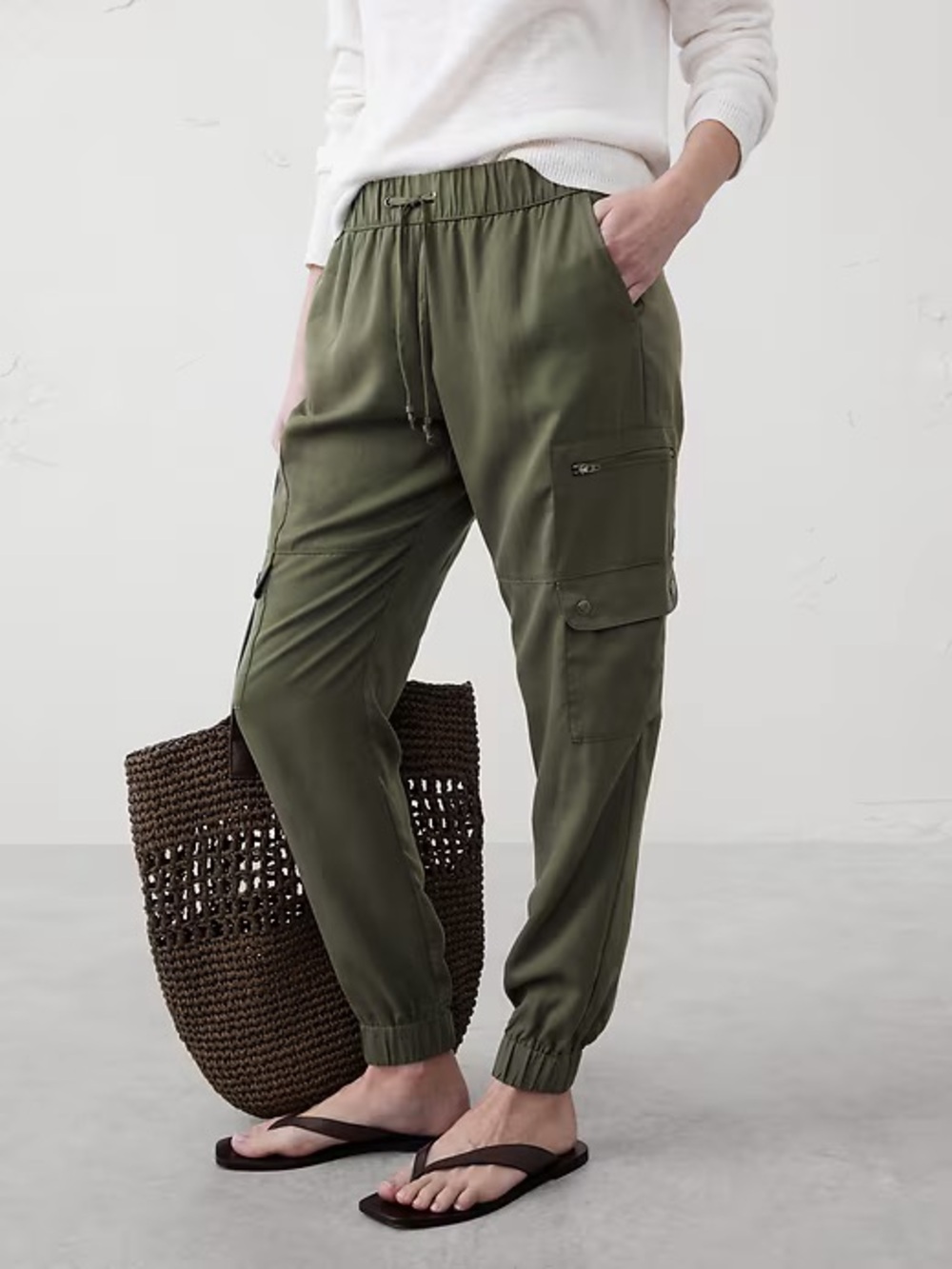 Banana Republic Olive Cargo Joggers for Women